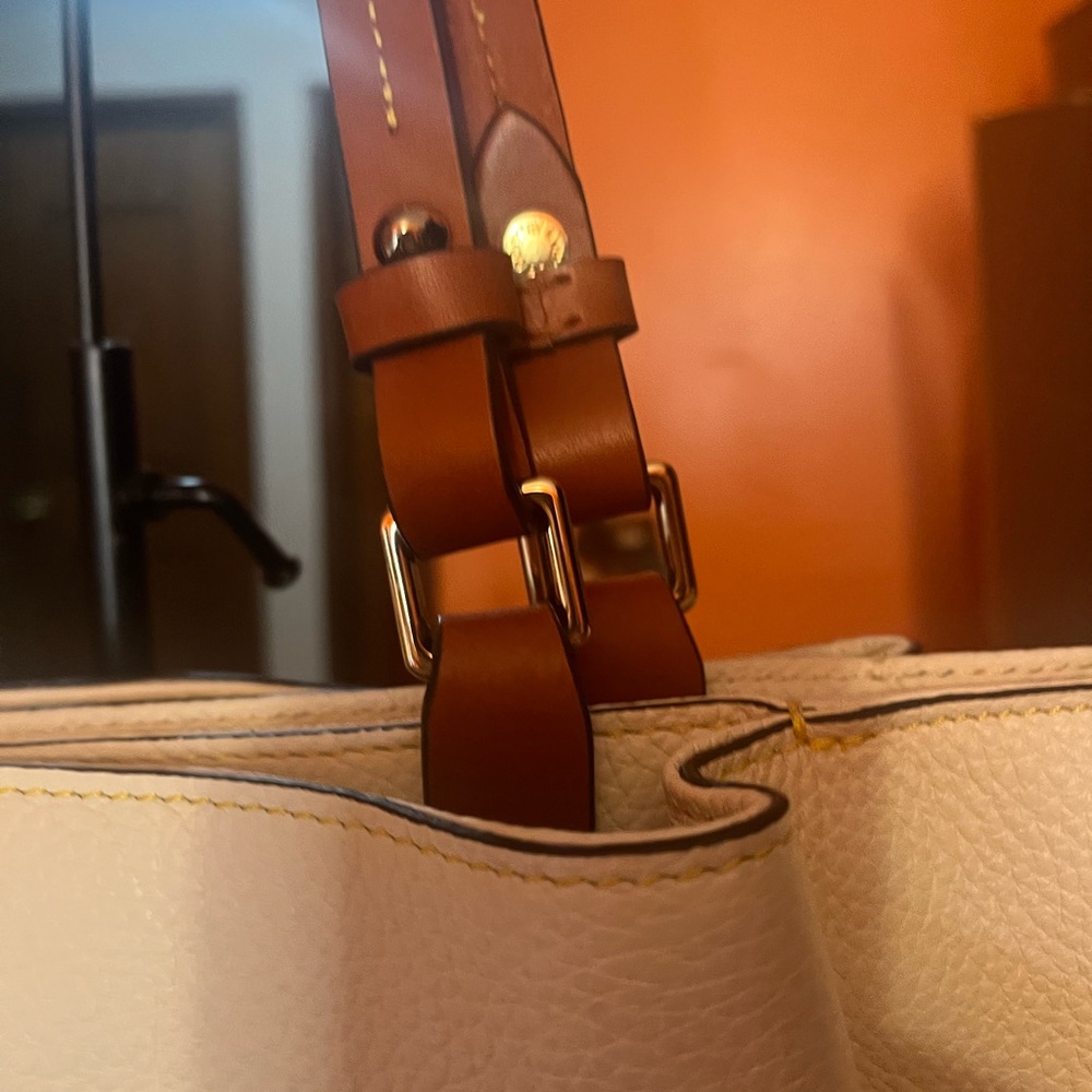 Dooney Bourke Handbag Bag Barlow  Pebbled Taupe Leather 2-Way EUC - Picture 8 of 14